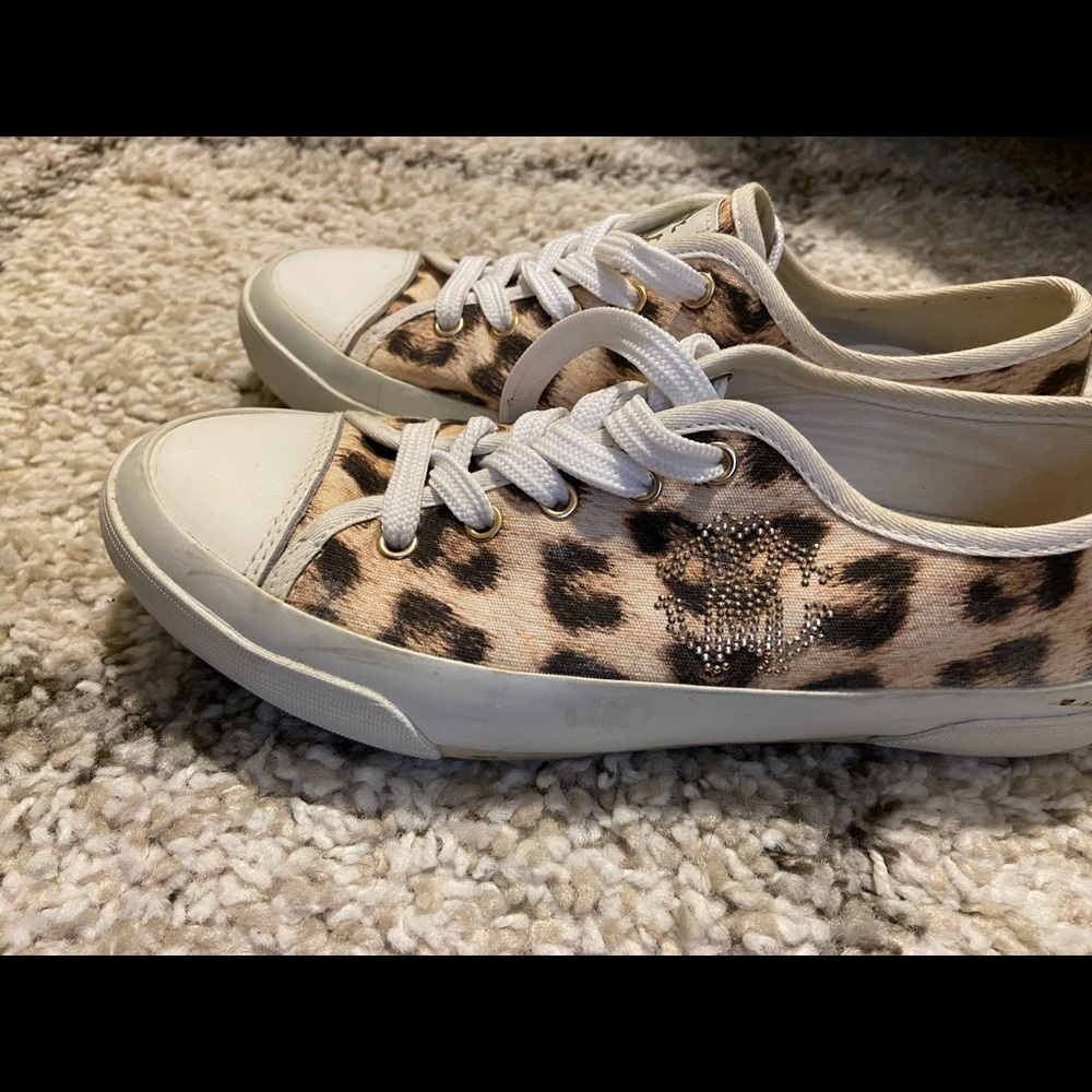 Good condition. 7/10